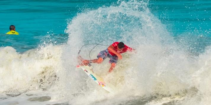 Hang Loose Surf Attack 2022 é finalizada na "Califórnia Brasileira" em Mongaguá (SP) Hang Loose Surf Attack 2022 Mongaguá - Erik Medalha