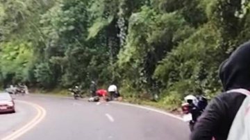 Duas pessoas morrem após colisão entre motos na Rio-Santos Acidente de transito - Divulgação internet