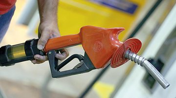 Litro da gasolina tem redução média de R$ 0,35 no litoral de SP Valor dos combustíveis - Divulgação