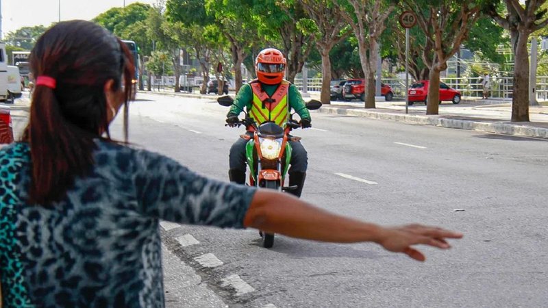 Dia do Mototaxista é comemorado neste sábado, 24 de setembro Dia do Mototaxista: conheça história e mercado de trabalho mototaxistas - Foto: Altemar Alcântara