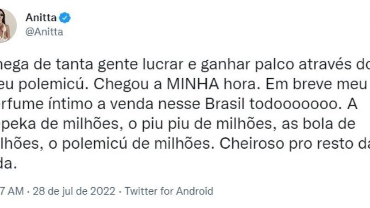 Tudo cheirosinho: Anitta lança perfume para partes íntimas