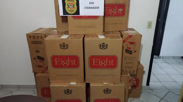 Caixas de cigarros apreendidas em Itanháem Depósito de cigarros clandestinos é localizado pela polícia em Itanhaém - Assessoria de Imprensa Polícia Civil - DEINTER-6