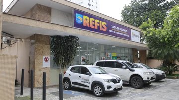Programa abrangeu débitos referentes ao IPTU e outros impostos Guarujá arrecada mais de R$ 168 milhões em programa de recuperação fiscal Prédio público em Guarujá - Imagem: Divulgação / Prefeitura de Guarujá