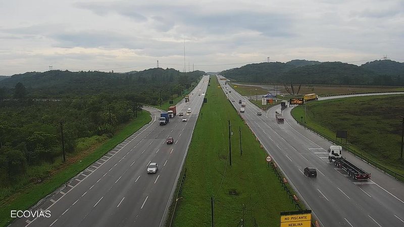 SAI está em Operação normal 5X5 Sistema Anchieta-Imigrantes apresenta lentidão na manhã desta segunda (8) Interligação Planalto na rodovia dos Imigrantes com tempo nublado - Ecovias