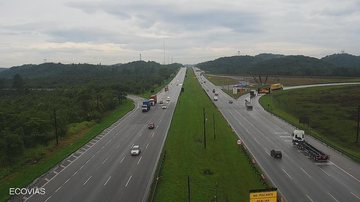 SAI está em Operação normal 5X5 Sistema Anchieta-Imigrantes apresenta lentidão na manhã desta segunda (8) Interligação Planalto na rodovia dos Imigrantes com tempo nublado - Ecovias