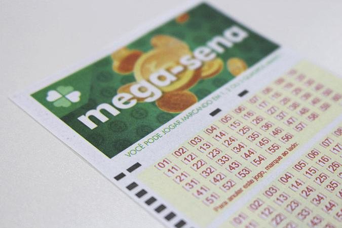 Sorteio acontece nesta quarta-feira (28) Mega-Sena acumula e próximo sorteio deve pagar R$ 200 milhões Volante da Mega-Sena - Loteria Brasil