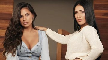Shows que já estavam na agenda da dupla sertaneja serão realizados apenas por Simone (à esquerda) Simone e Simaria Duas mulheres morenas com pose para a câmera - Reprodução
