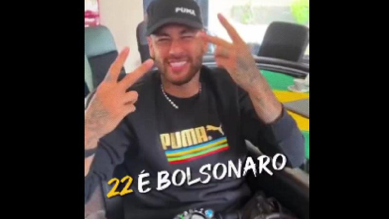 Jair Bolsonaro (PL) é um dos candidatos à Presidência da República; primeiro turno das eleições acontece neste domingo (2) Neymar Jogador Neymar sorrindo e com as mãos sinalizando um 22 - Reprodução