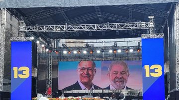 Evento está entre os assuntos mais comentados da manhã deste sábado (20) no Twitter Lula e Alckmin Banner da campanha de Lula e Alckmin - Reprodução/Twitter