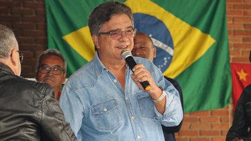 Opositores alegavam irregularidades em repasses de verbas na saúde e na contratação de empresa de fornecimento de merenda escolar Antônio Carlos - Divulgação Antônio Carlos