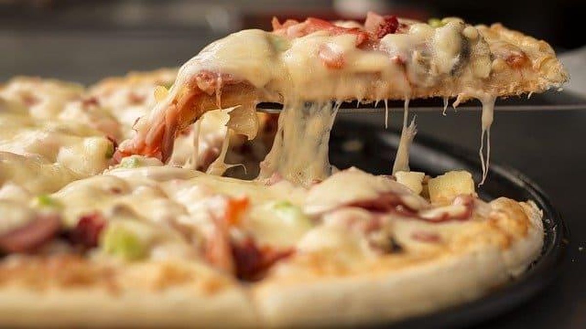 Pizza Hut celebra mês da Pizza com ofertas 50% off e promoção