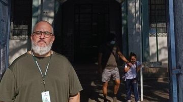 Porteiro treinado presta primeiros socorros a estudante de Santos em convulsão - Divulgação