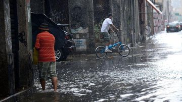 Imagem Segunda-feira de chuva na região do litoral paulista