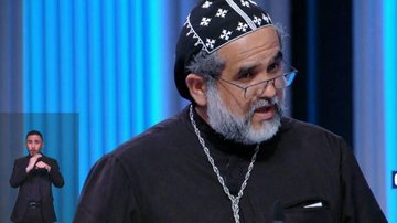 A Igreja Católica afirmou que o candidato não é e nunca foi sacerdote ou membro do clero Padre Kelmon - Reprodução/Tv Globo