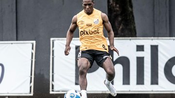 Imagem Santos quer devolver Jhojan Julio