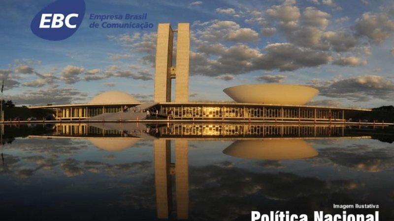 Imagem Lula e Alckmin deixam Congresso após serem empossados