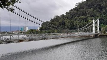 Durante o dia, o trânsito funcionará normalmente na ponte São Vicente: tráfego na Ponte Pênsil será interidtado devido à reforma a partir desta quarta (11) Ponte Pênsil de São Vicente - Divulgação/Governo do Estado de São Paulo
