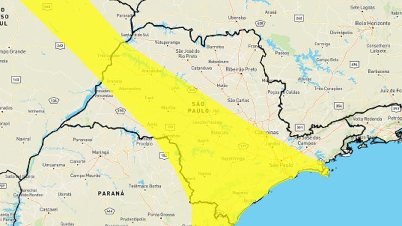 Boa parte do litoral paulista deve ser atingida pelas chuvas intensas, segundo o Inmet Inmet emite alerta amarelo para chuvas intensas em parte do estado de SP Mapa do estado de São Paulo com indicação em amarelo de regiões com risco de chuvas intensas - Reprodução/Inmet