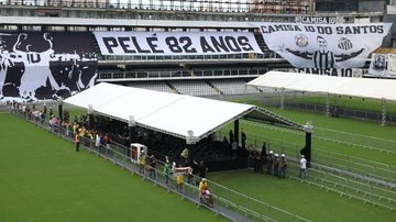 Velório do Rei Pelé não contou com a presença de ex-jogadores da seleção brasileira de 2022 e 1994 Velório de Pelé não tem a presença de campeões mundiais de 2022 e 1994 velorio pele - Foto: Agência Brasil