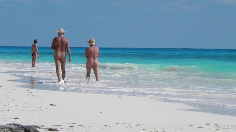 Imagem Confira dez praias de nudismo no Brasil