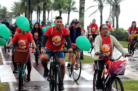 Evento faz parte da programação de aniversário de 56 anos de Praia Grande Ciclismo Pessoas andando de bicicleta - Divulgação