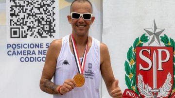 Emerson Thomaz de Siqueira conquistou o bronze na categoria 10 mil metros rasos Atleta de São Sebastião que conquistou bronze no atletismo nunca correu em pista de saibro corredor - Foto: André Santos/PMSS