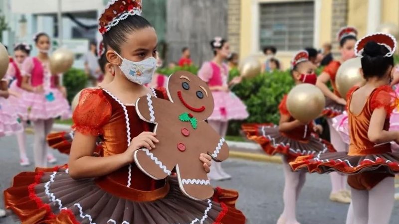 Cidade promove parada natalina no próximo domingo Cubatão divulga programação de Natal Criança em Parada Natalina - Imagem: Arquivo / Prefeitura de Cubatão