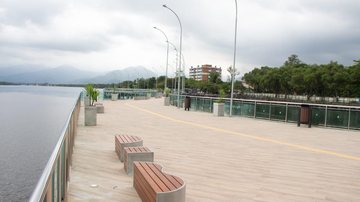 O local recebe centenas de frequentadores todos os dias PÍER DO CASQUEIRO Plataforma sob o rio Casqueiro - Prefeitura Municipal de Cubatão