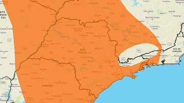 Alerta do Inmet é válido até a manhã de segunda-feira (16) Inmet emite alerta laranja de chuvas intensas para todo o litoral de SP Mapa do estado de São Paulo com indicação em laranja de áreas com risco de chuvas intensas - Reprodução/Inmet