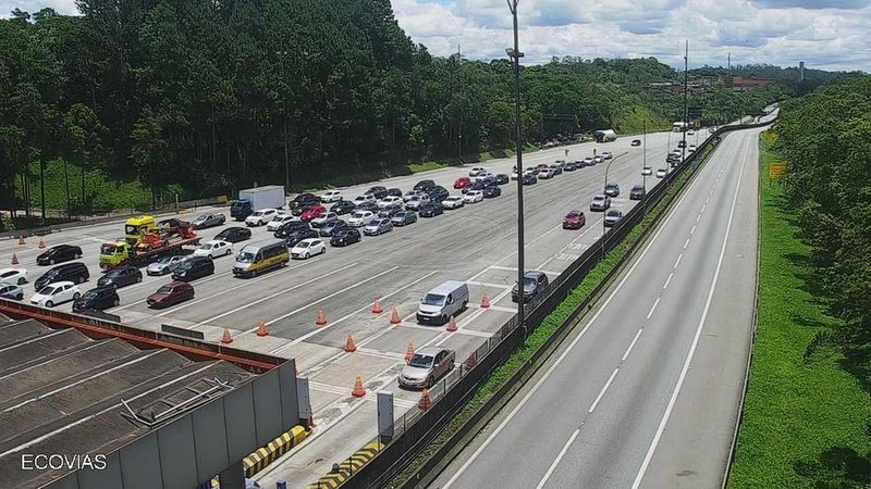 Confira a situação da via em tempo real pelas câmeras de monitoramento Via Anchieta está com Operação Comboio em vigor na tarde desta terça (27) Pedágio da via Anchieta - Ecovias