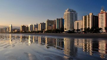 Parabéns, Praia Grande! Praia Grande: 19 de janeiro é ponto facultativo na cidade. Confira o expediente Orla de Praia Grande - Reprodução/Revista Nove