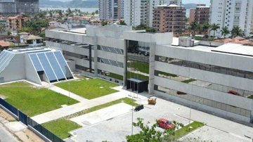 Vista aérea do novo Fórum de Caraguá Novo Fórum de Caraguatatuba será entregue na próxima terça (6) - Imagem: Divulgação / Prefeitura de Caraguatatuba