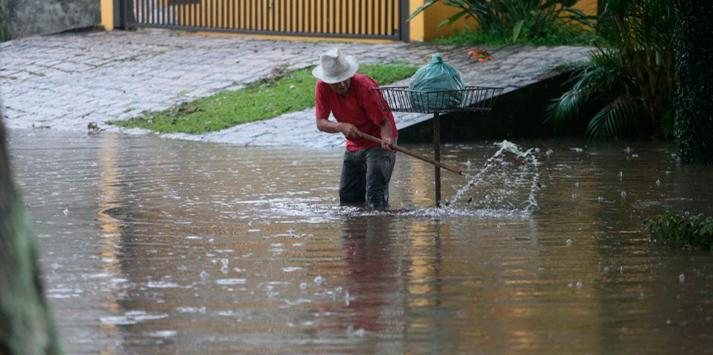 Saiba como evitar doenças em época de enchentes Doenças transmissíveis - Foto: Arquivo/Albari Rosa