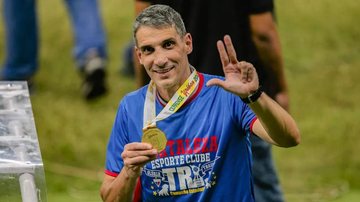 Imagem Santos quer Vojvoda para 2023