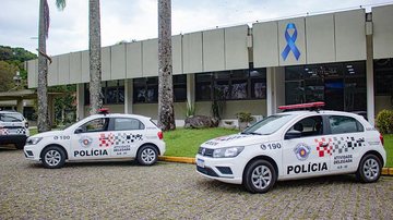 As viaturas faziam parte da frota da Guarda Civil Municipal, que foi renovada este ano Prefeitura de Bertioga entrega novas viaturas para a Polícia Militar Viaturas PM - Divulgação/Prefeitura de Bertioga