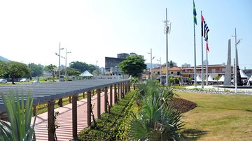 Praça dos Emancipadores, no bairro do Boqueirão Praia Grande comemora 56 anos de muita história com diversos eventos Praça dos Emancipadores, em Praia Grande - Site Turismo Praia Grande
