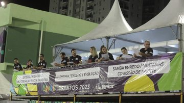 Apuração acontece no Teatro Municipal Braz Cubas Santos conhece as campeãs do Carnaval 2023 nesta terça-feira (14) Jurados durante desfiles das escolas de samba de Santos - Carlos Nogueira/Prefeitura de Santos