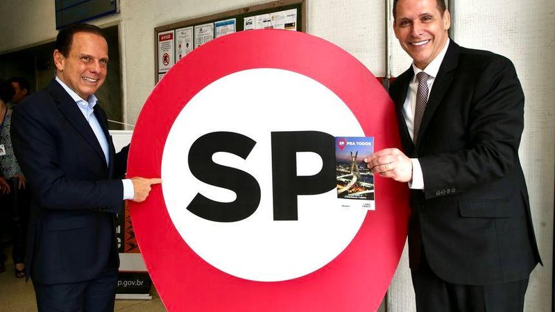 O governador João Doria e o diretor-executivo do Procon.SP, Fernando Capez - Divulgação/GESP