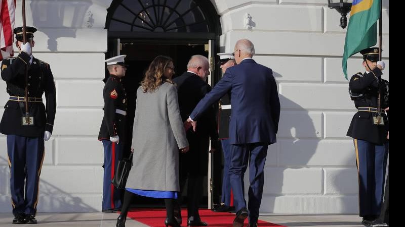 Biden ficou de mãos dadas com Janja por alguns minutos - Reprodução/Internet