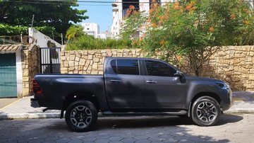 Hilux de R$ 300 mil roubada em Guarujá Roubo de veículo em Guarujá - Divulgação GCM Guarujá
