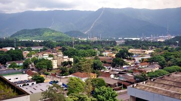 Segundo o IBGE, Cubatão tinha uma população estimada em 2021 de 132.521 habitantes 9 de abril: Parabéns, Cubatão! Vista da cidade de Cubatão - Prefeitura de Cubatão