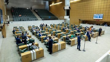 Sessão extarordinária da Alesp aconteceu na terça-feira (25) Liberação de área no Litoral Norte para a construção de 186 moradias é aprovada pela Alesp Votação na Alesp - Alesp