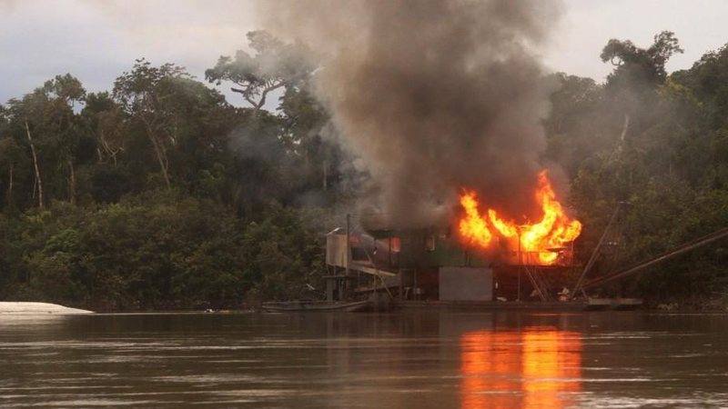 Imagem Governo finaliza MP do Ouro, que torna mais rígido comércio do minério