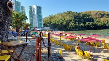 A Prainha, em Caraguatatuba, é uma das praias com bandeira vermelha Litoral Norte de SP está com 15 praias impróprias para banho Prainha, em Caraguatatuba - Site Naturam