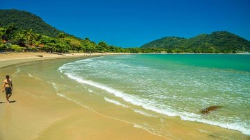 Praia do Lázaro é uma das que está com bandeira vermelha, segundo a Cetesb Litoral Norte de SP tem nove praias com bandeira vermelha Praia do Lázaro, em Ubatuba - Site ubatubaguide.com.br