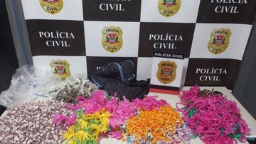 Imagem Polícia Civil realiza ação coordenada contra o tráfico de drogas e prende quatro pessoas na Capital