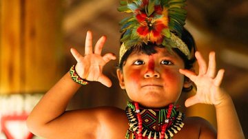 Hoje é o Dia dos Povos Indígenas! Olá! Comece a quarta-feira bem informado com o seu resumo de notícias Criança indígena - Reprodução
