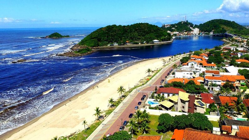 Evento acontec no exuberante cenário da Boca da Barra Itanhaém: encontro de velas e remos acontece neste sábado (18) Boca da Barra, em Itanhaém - Prefeitura de Itanhaém