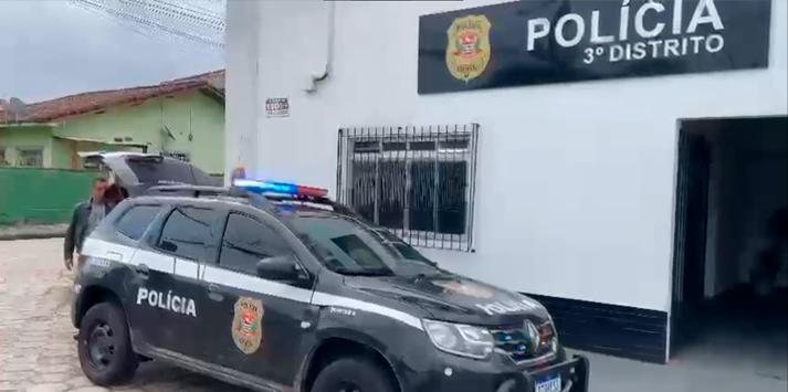 De sete pessoas envolvidas no crime, três foram presas por envolvimento no crime Trio preso em Itanhaém - Divulgação Polícia Civil