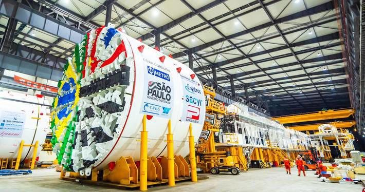 No entanto, a equipe de gestão do Metrô de São Paulo estima que o transporte das 70 peças da tuneladora seja concluído em três meses. - Divulgação/Comexport